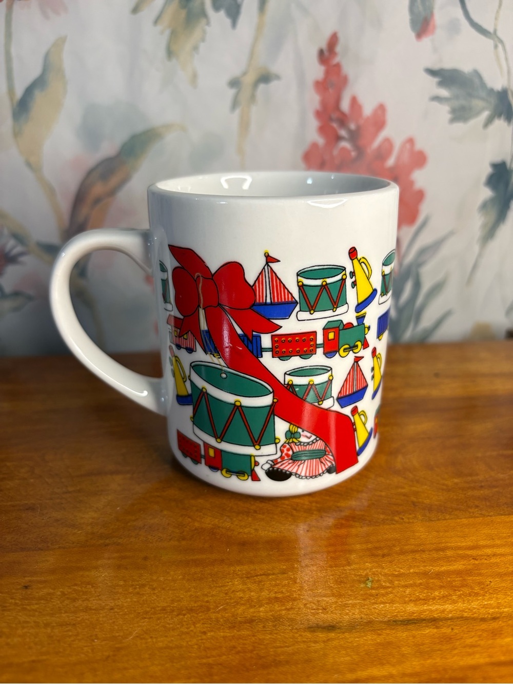 Vintage Holiday Drum & Bow Ceramic Mug - White with Red and Green